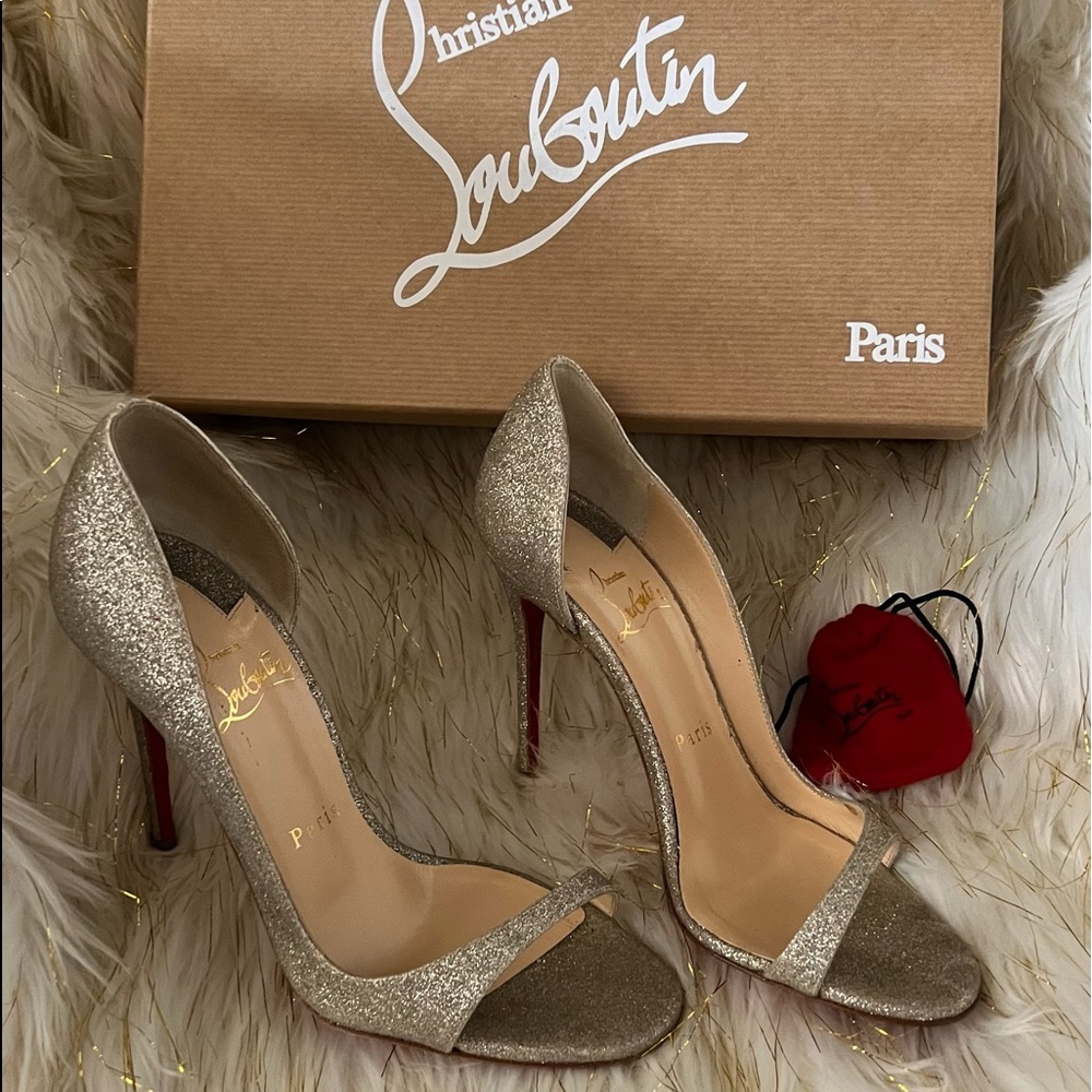 🔴SOLD🔴 Authentic Christian Louboutin